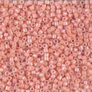 Miyuki delica beads 10/0 - Opaque tea rose luster DBM-207